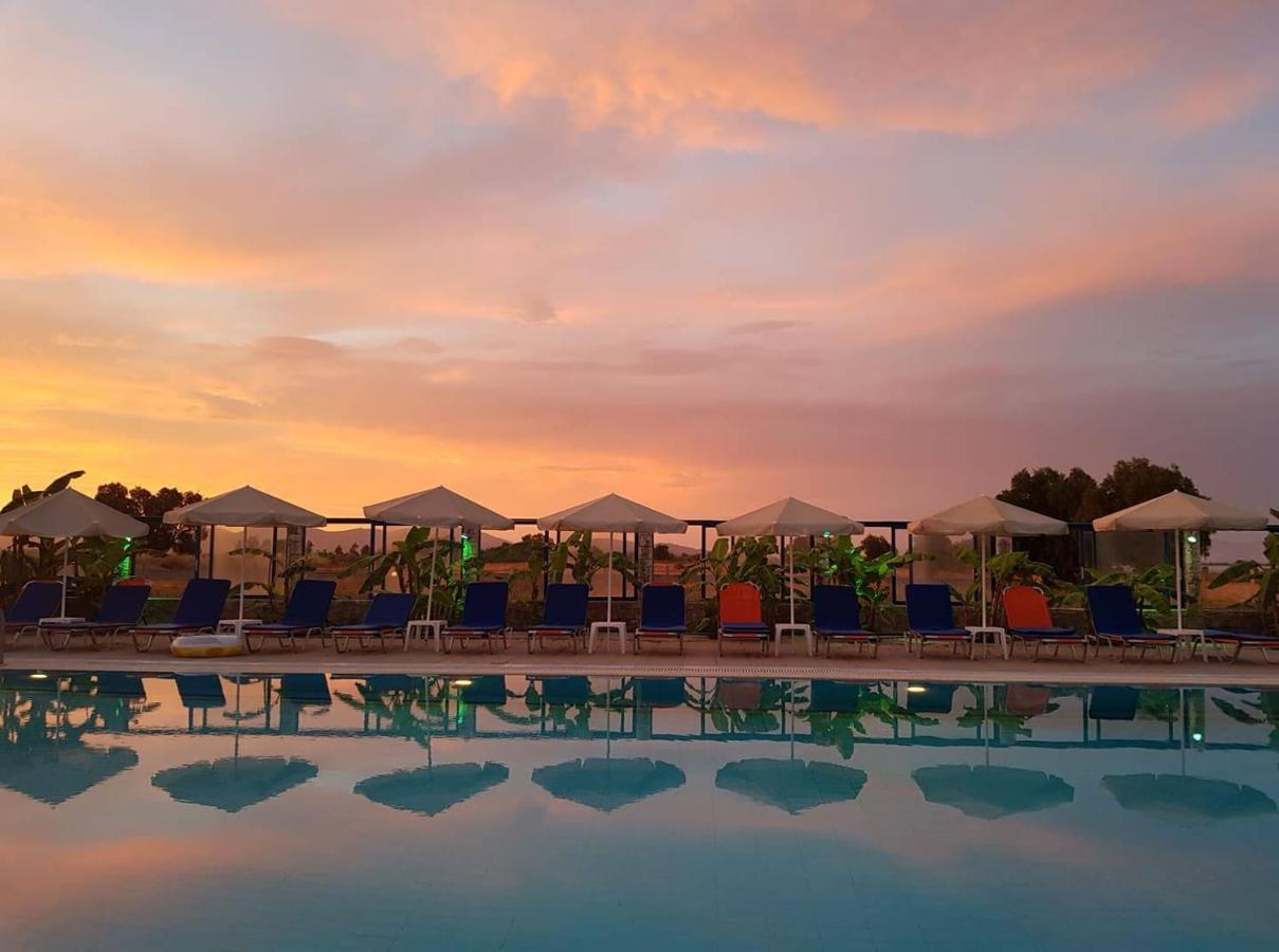 Bouradanis Village Hotel Marmari  Exteriör bild