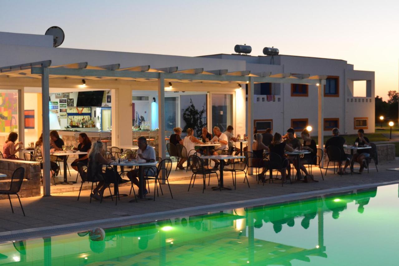 Bouradanis Village Hotel Marmari  Exteriör bild