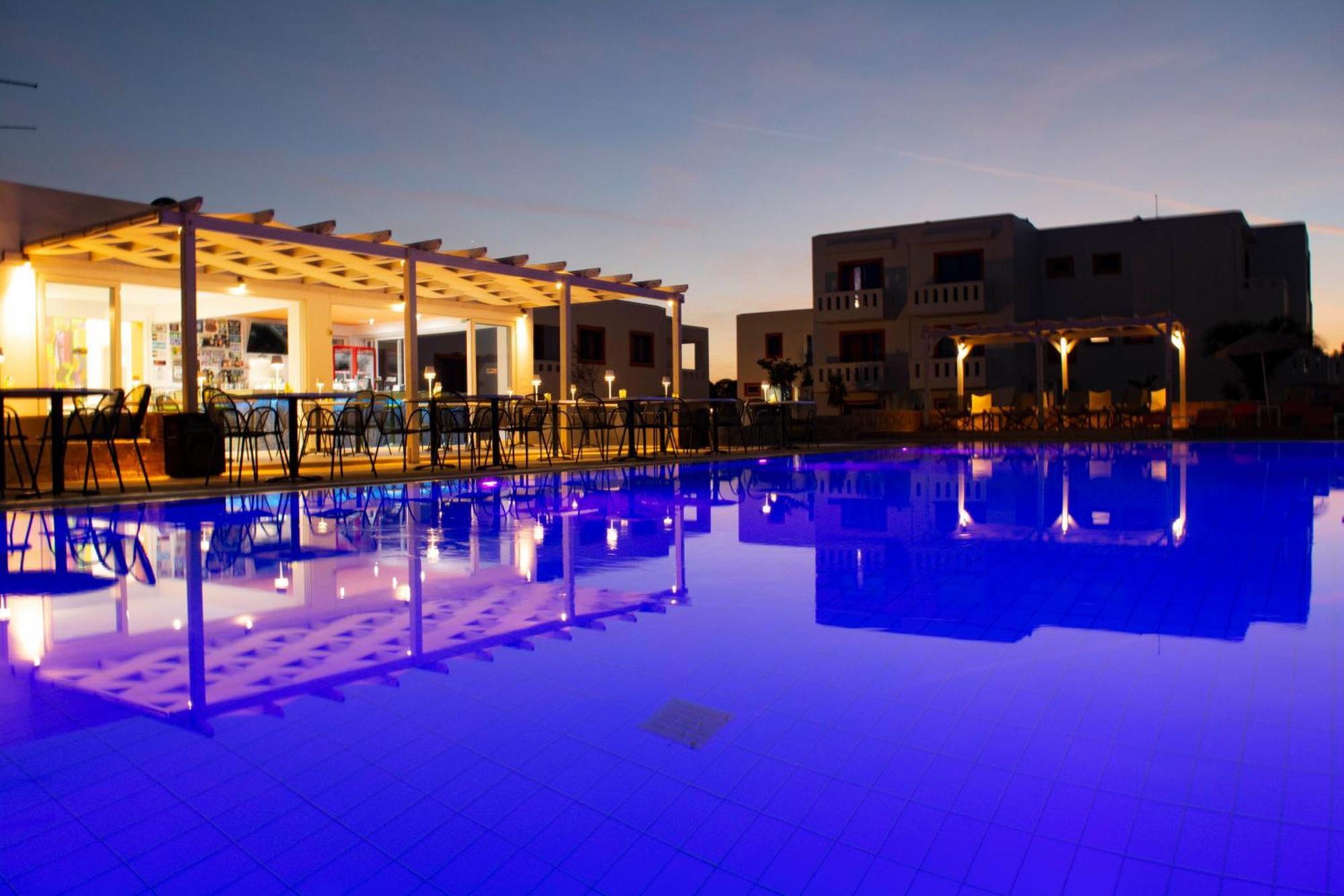 Bouradanis Village Hotel Marmari  Exteriör bild